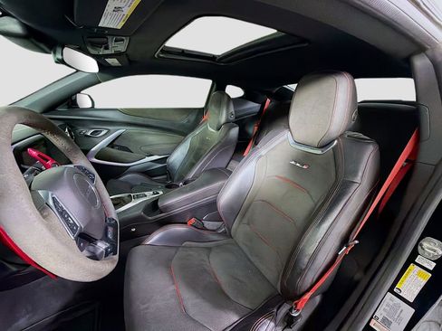 Used 2018 Chevrolet Camaro ZL1 RWD image 13