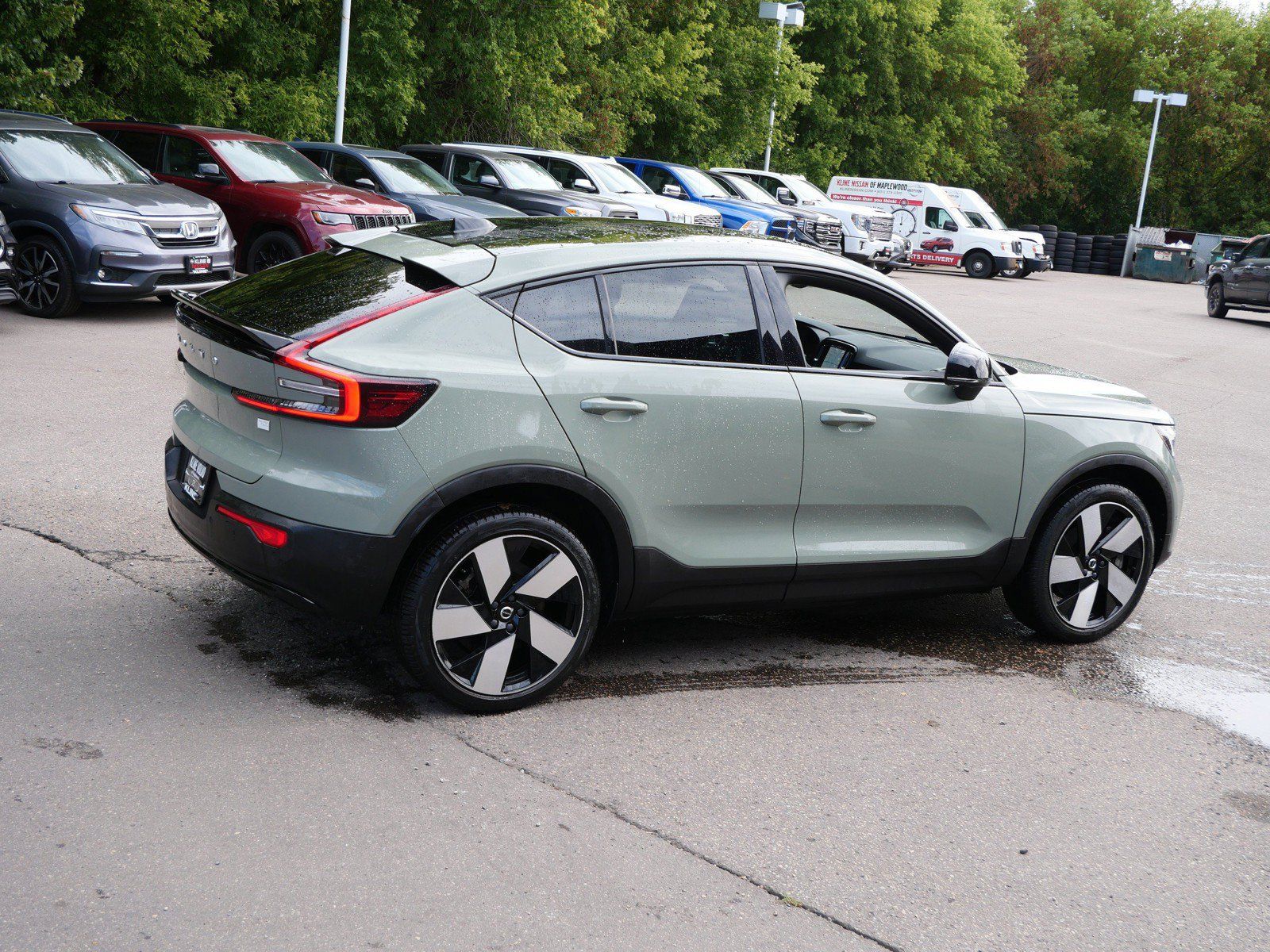 Used 2023 Volvo C40 P8 Recharge Ultimate w/ Protection Package Premier AWD/4WD image 7