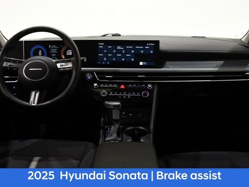 Certified 2025 Hyundai Sonata SE image 8
