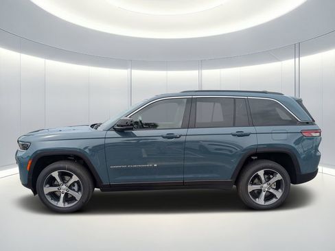 New 2026 Jeep Grand Cherokee Limited RWD image 7