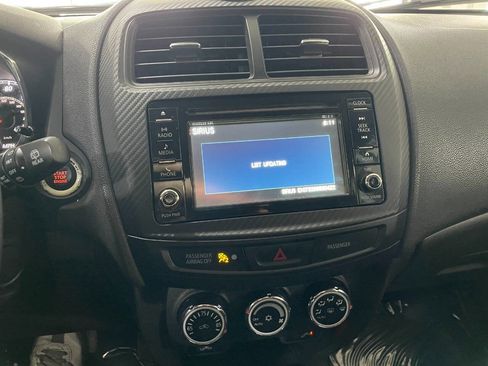 Used 2017 Mitsubishi Outlander Sport SE image 33