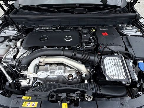 Certified 2026 Mercedes-Benz GLB 250 image 32