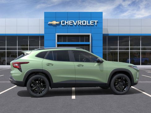 New 2025 Chevrolet Trax ACTIV w/ Driver Confidence Package image 38