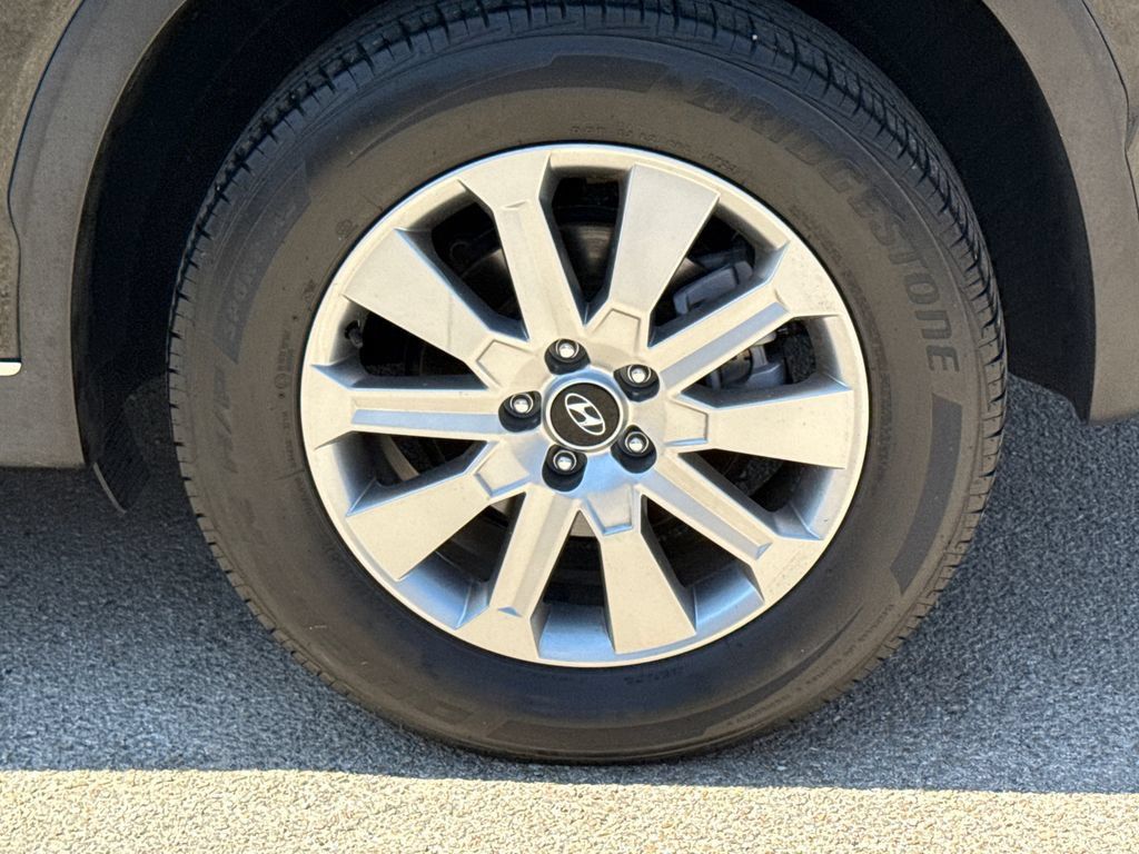 Used 2024 Hyundai Palisade SEL FWD image 9