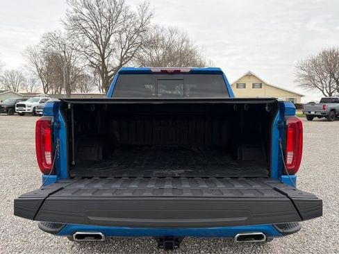 Used 2024 GMC Sierra 1500 AT4 w/ Technology Package image 12