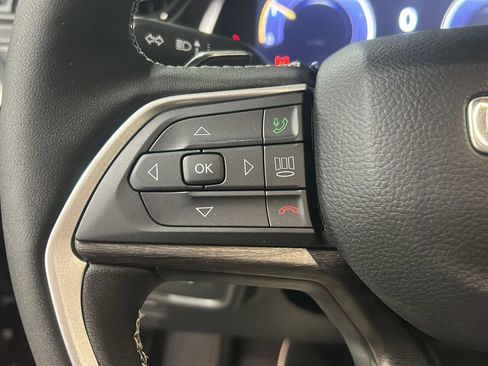 New 2026 Jeep Grand Cherokee L 4WD image 10