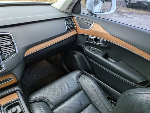 Used 2018 Volvo XC90 T6 Inscription w/ Convenience Package image 18