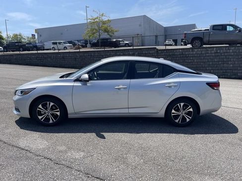 Used 2022 Nissan Sentra SV w/ All-Weather Package FWD image 6