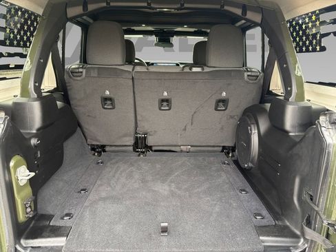Used 2024 Jeep Wrangler Willys image 20