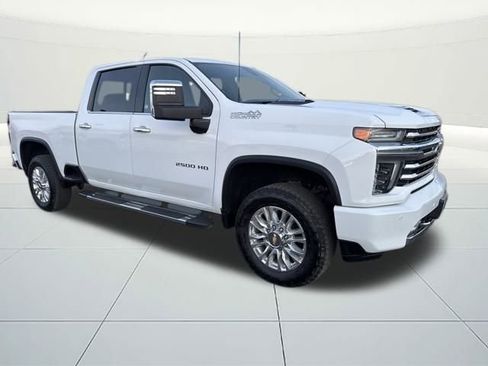 Used 2023 Chevrolet Silverado 2500 High Country w/ Z71 Off-Road Package image 27