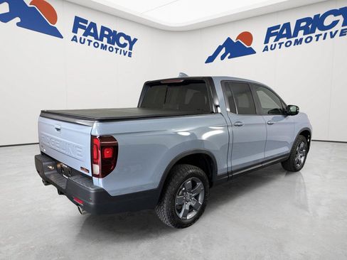 Used 2025 Honda Ridgeline TrailSport image 7