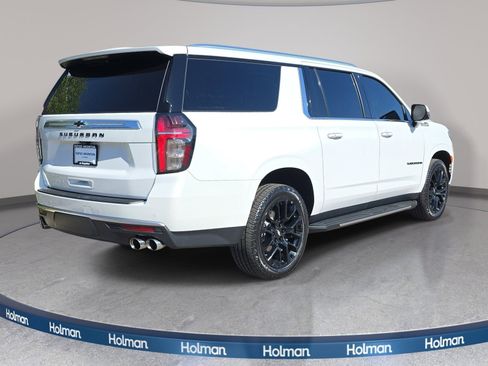Used 2023 Chevrolet Suburban High Country AWD/4WD image 6