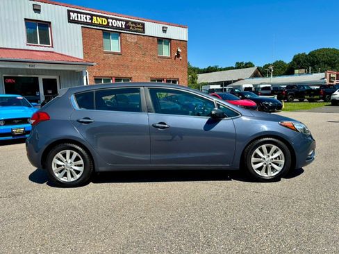 Used 2015 Kia Forte EX FWD image 4