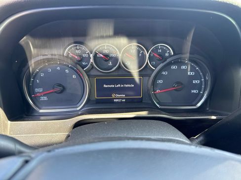 Used 2019 Chevrolet Silverado 1500 LT Trail Boss AWD/4WD image 9