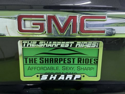 Used 2016 GMC Yukon XL Denali w/ Open Road Package AWD/4WD image 13