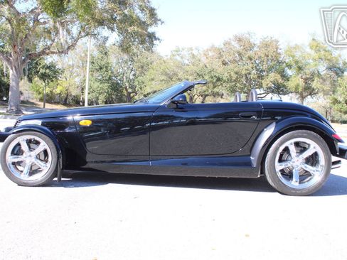 Used 2000 Plymouth Prowler image 18