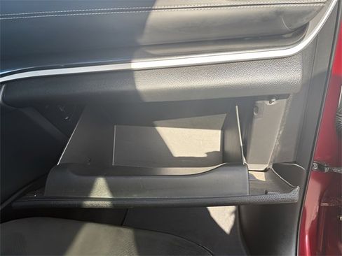 Used 2021 Jeep Grand Cherokee L Laredo image 37