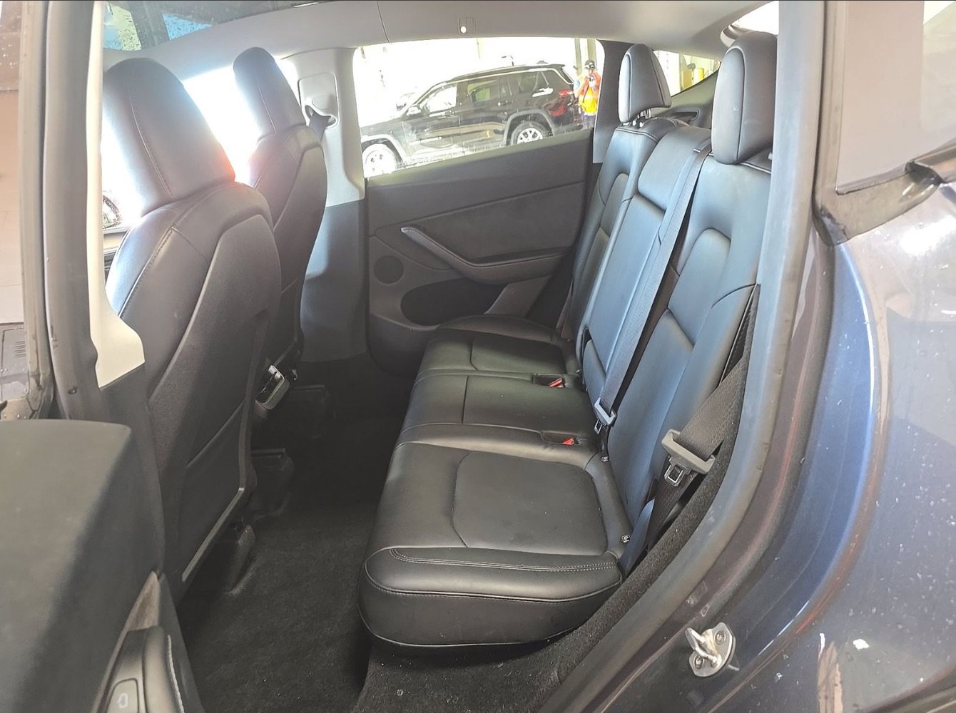 Used 2023 Tesla Model Y Long Range AWD/4WD image 7
