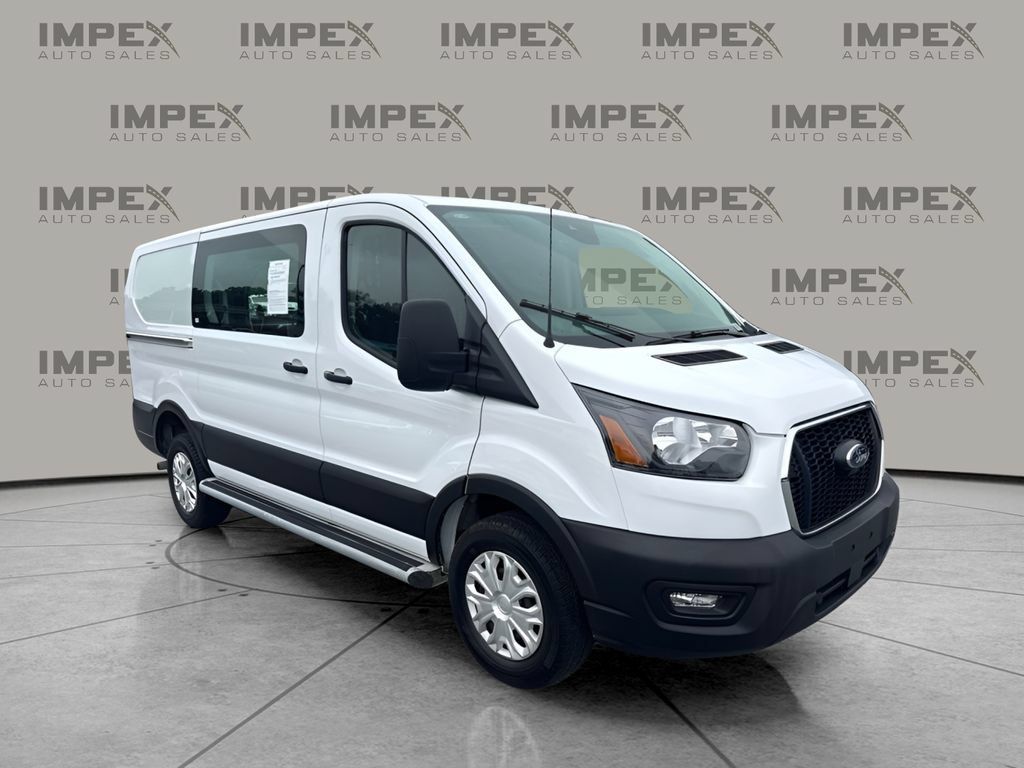 Used 2025 Ford Transit 250 Low Roof w/ Exterior Upgrade Package RWD image 7