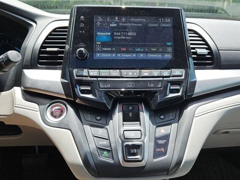 Certified 2024 Honda Odyssey EX-L image 18