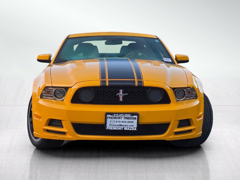 Used 2013 Ford Mustang Boss 302 w/ Boss 302 Accessory Pkg RWD image 2