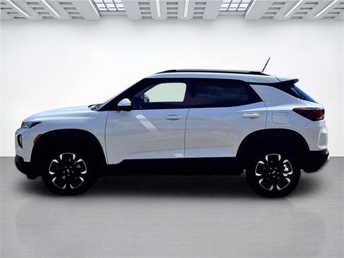 Used 2023 Chevrolet TrailBlazer LT w/ Convenience Package image 8