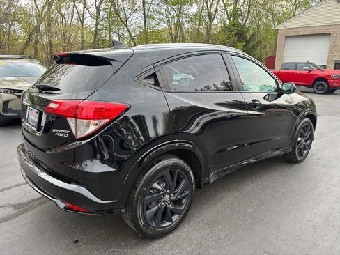 Used 2022 Honda HR-V Sport image 8