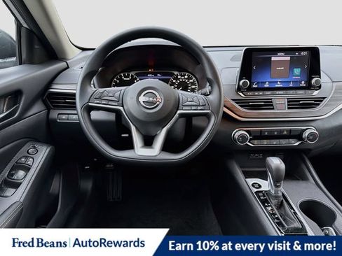 New 2026 Nissan Altima 2.5 SV FWD image 19