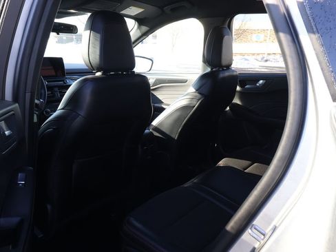 Used 2024 Ford Escape ST-Line image 30