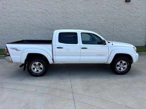 Used 2007 Toyota Tacoma PreRunner image 9