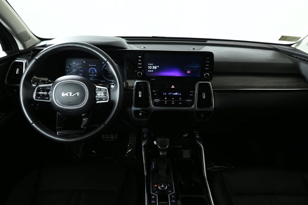 Used 2023 Kia Sorento SX Prestige AWD/4WD image 17