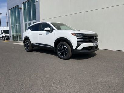 New 2025 Nissan Kicks SV