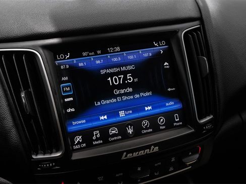 Used 2019 Maserati Levante Base image 36