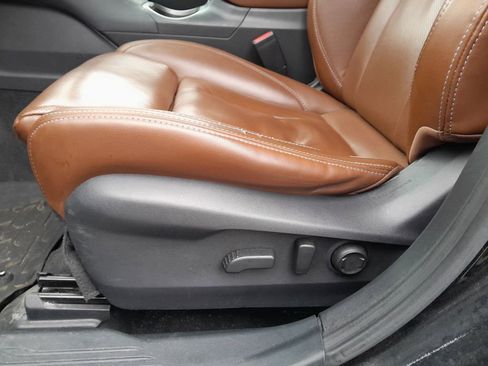 Used 2020 Subaru Outback Touring AWD/4WD image 13