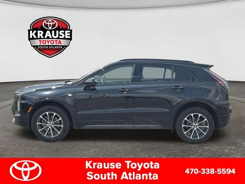 Used 2025 Cadillac XT4 Sport FWD image 8