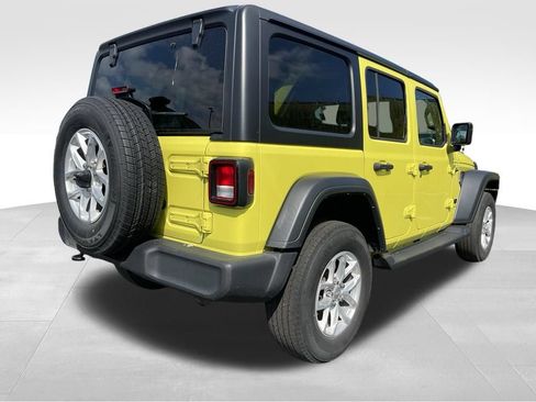 Used 2023 Jeep Wrangler Unlimited Sport AWD/4WD image 9
