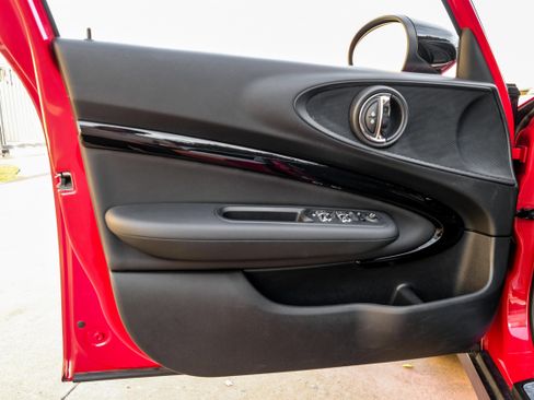 Used 2024 MINI Cooper Clubman S image 41