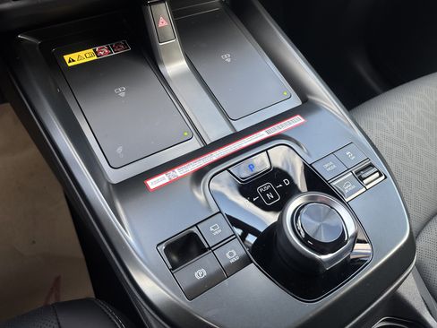 New 2026 Subaru Uncharted AWD image 30
