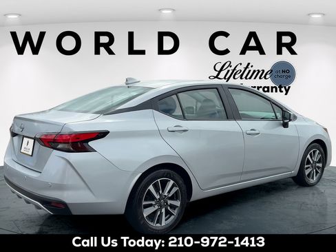 Used 2025 Nissan Versa SV FWD image 3