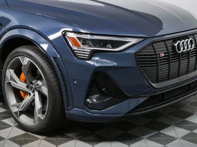 Used 2023 Audi e-tron S Prestige w/ Prestige Package AWD/4WD image 41
