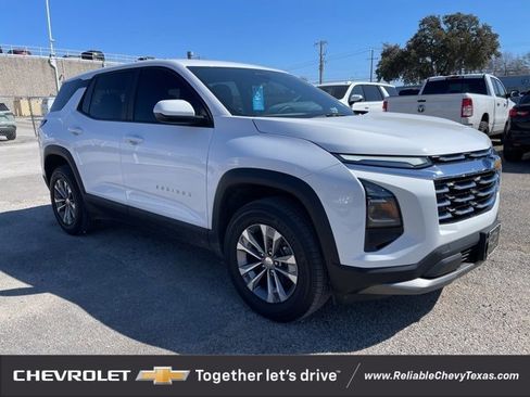 Certified 2025 Chevrolet Equinox LT image 1