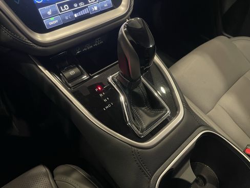 Used 2024 Subaru Legacy Limited image 18