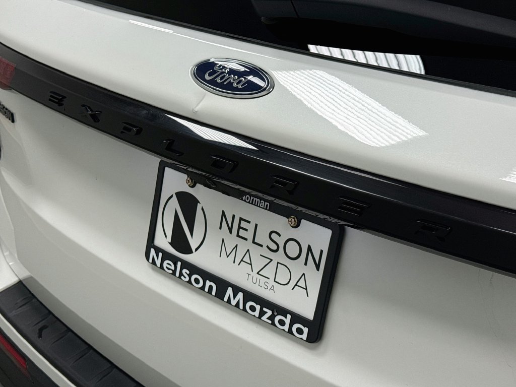 Used 2025 Ford Explorer ST-Line RWD image 14