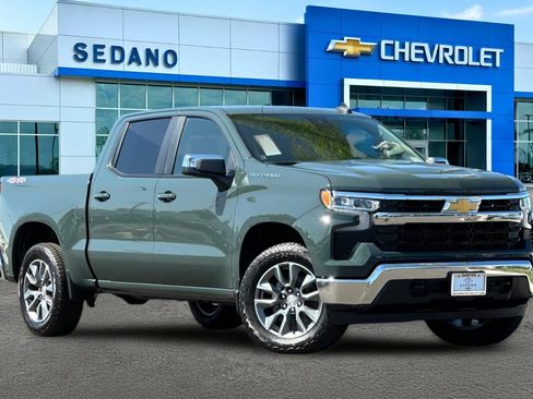 New 2026 Chevrolet Silverado 1500 LT w/ Convenience Package II AWD/4WD image 2