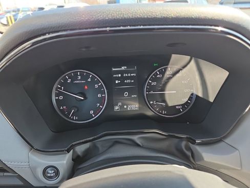 Certified 2025 Subaru Outback Premium image 28