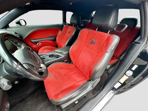 Used 2016 Dodge Challenger R/T Scat Pack w/ Leather Interior Group RWD image 23