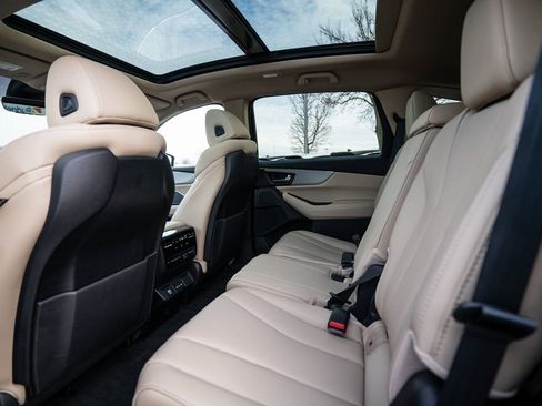 Certified 2025 Acura MDX SH-AWD image 41