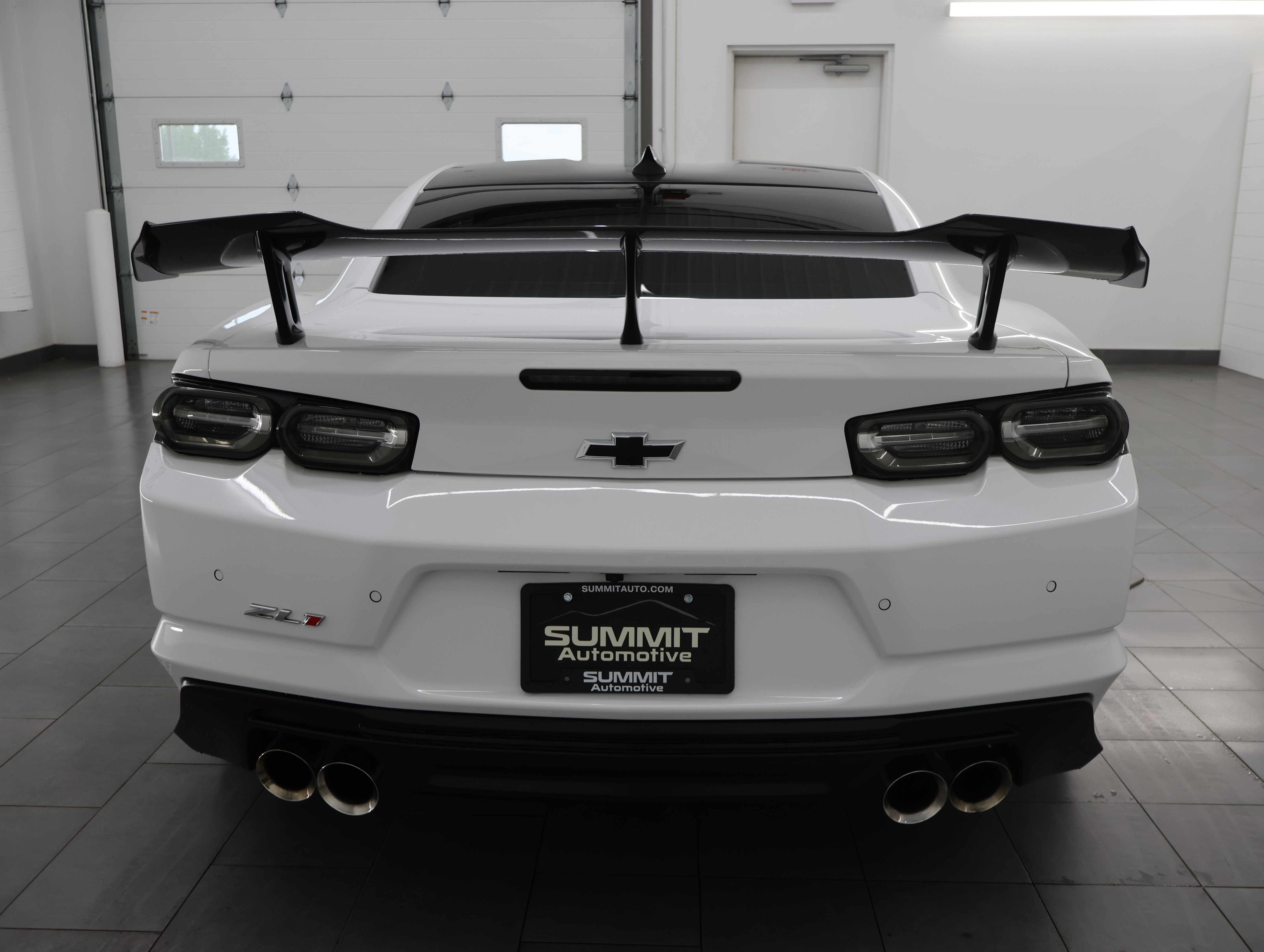 Used 2020 Chevrolet Camaro ZL1 RWD image 28