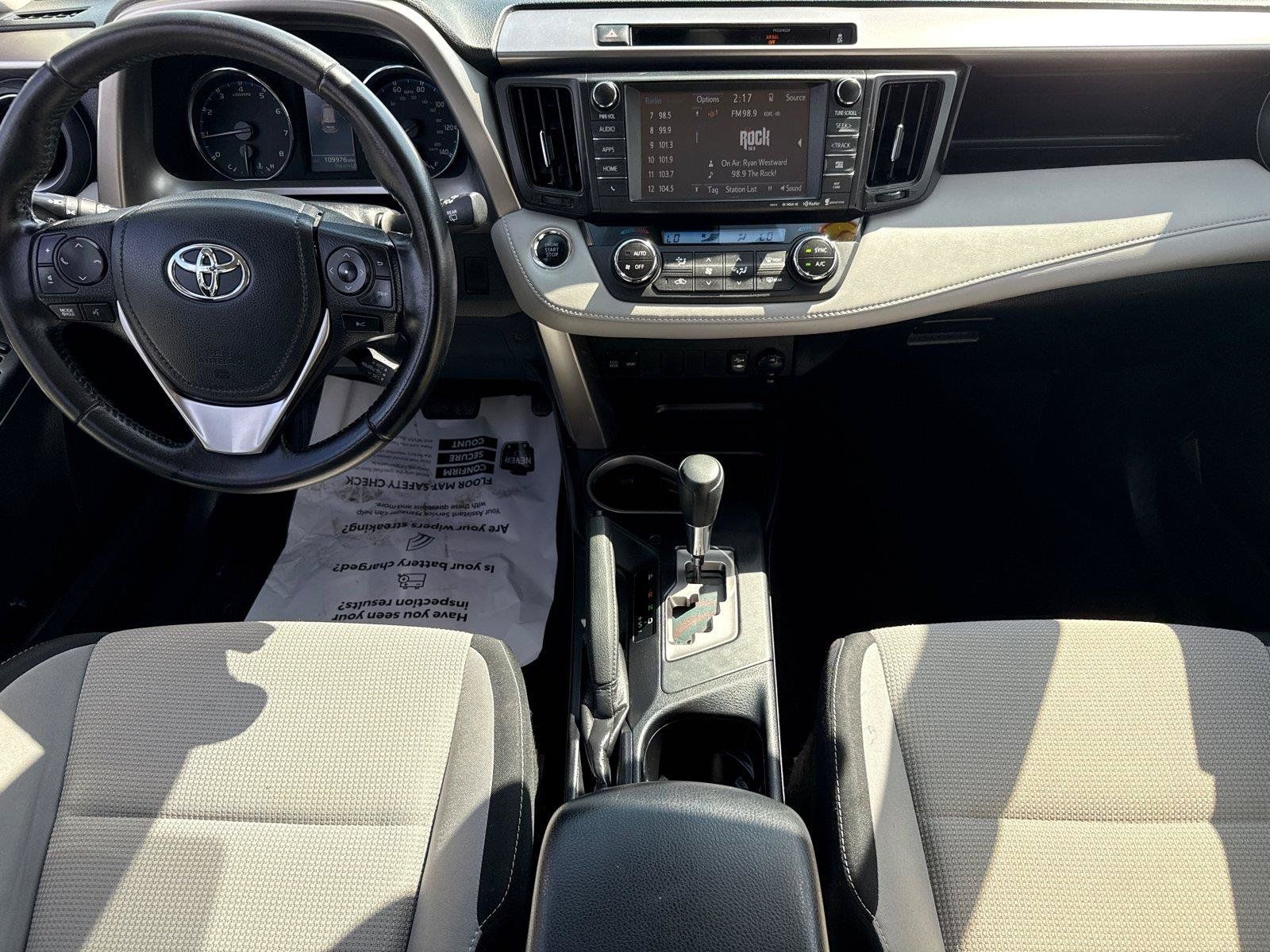 Used 2016 Toyota RAV4 XLE w/ Convenience Package FWD image 28