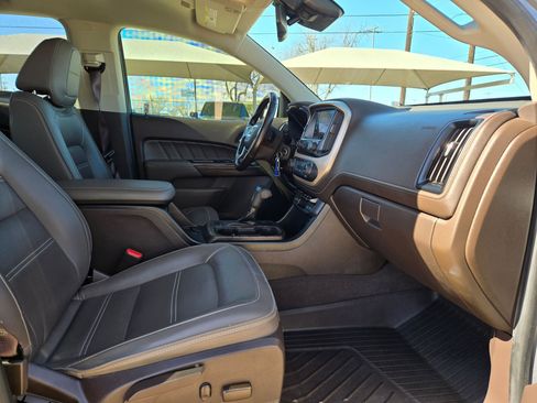 Certified 2021 GMC Canyon Denali image 28